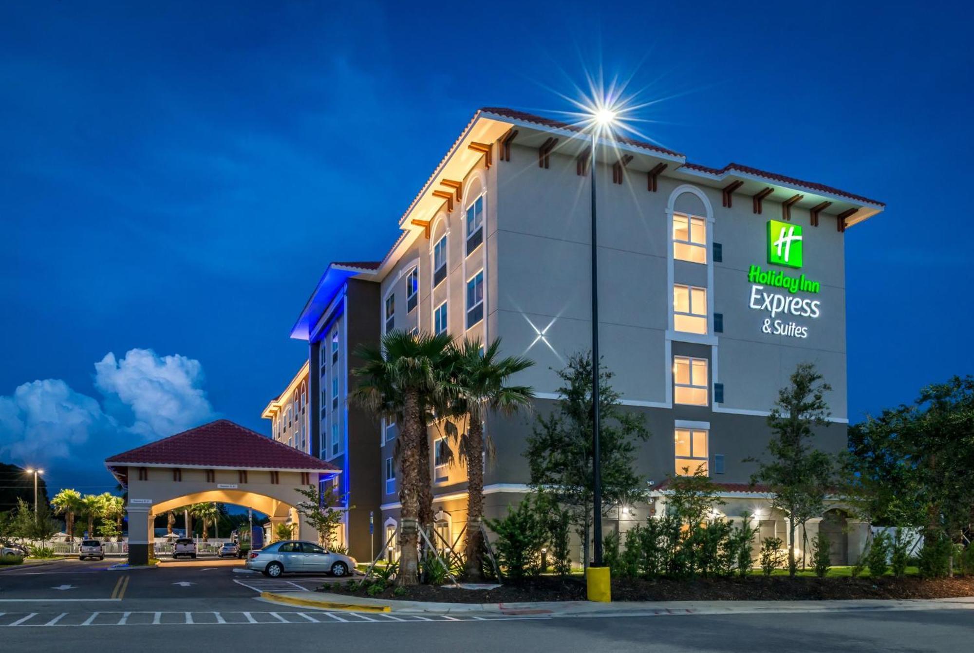 Holiday Inn Express & Suites - St. Petersburg - Madeira Beach, An Ihg Hotel Exterior foto