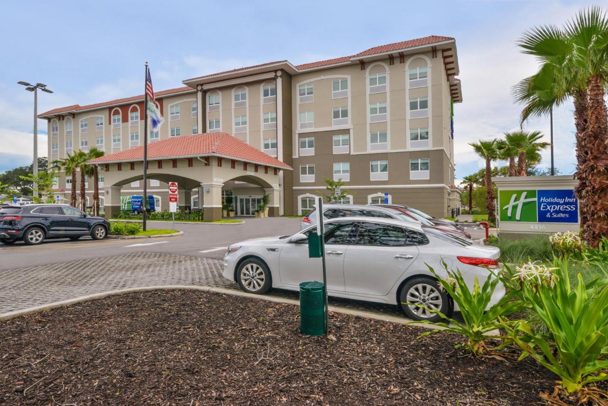 Holiday Inn Express & Suites - St. Petersburg - Madeira Beach, An Ihg Hotel Exterior foto